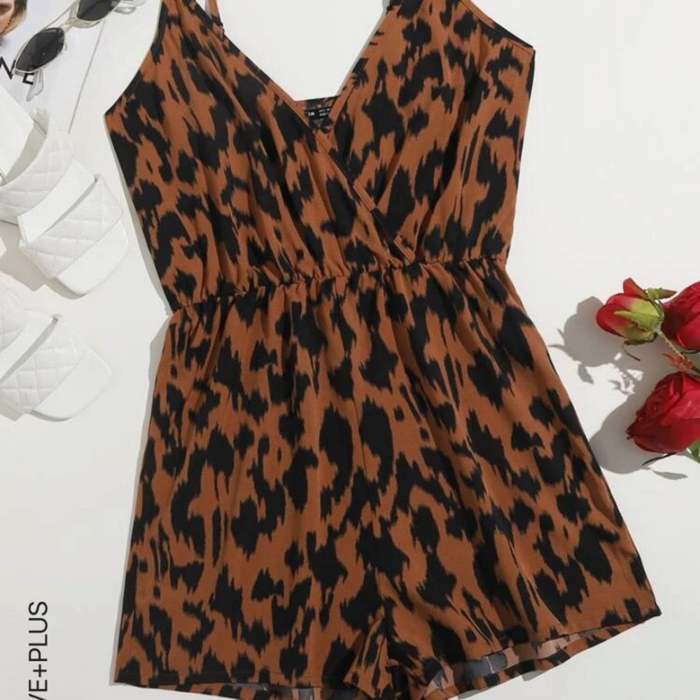 Leopard romper